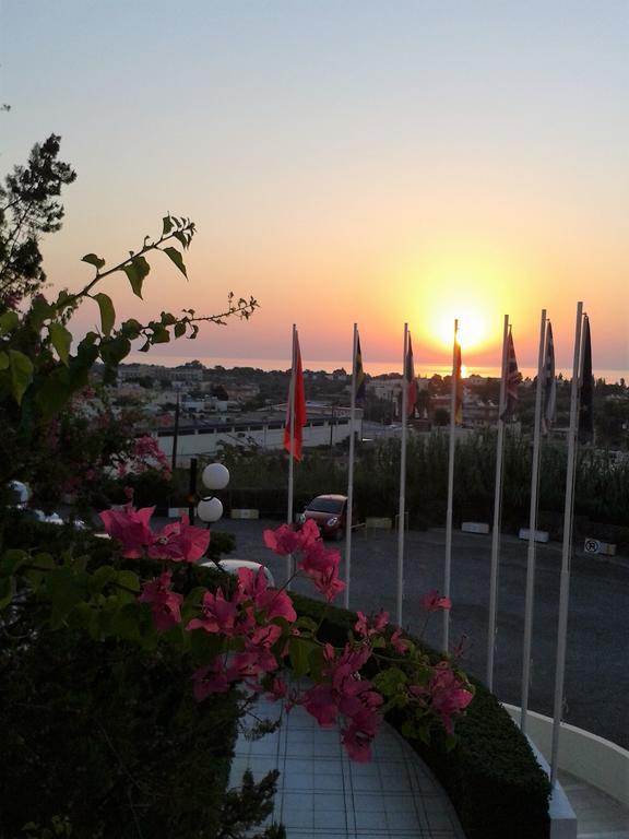 Iris Hotel Afantou Buitenkant foto