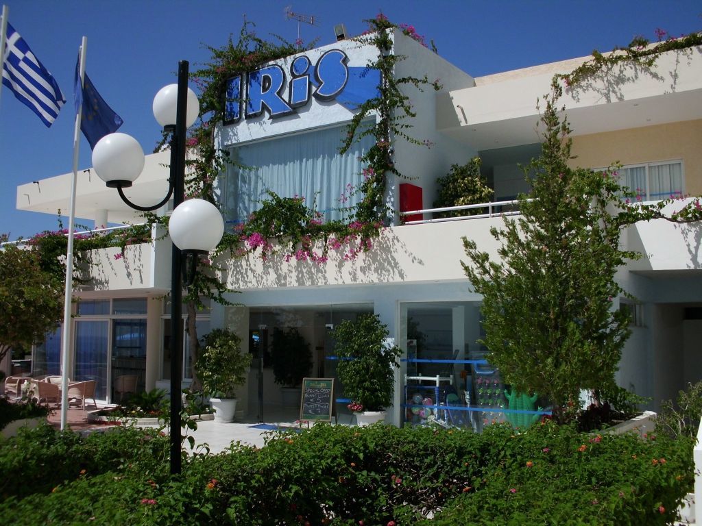Iris Hotel Afantou Buitenkant foto