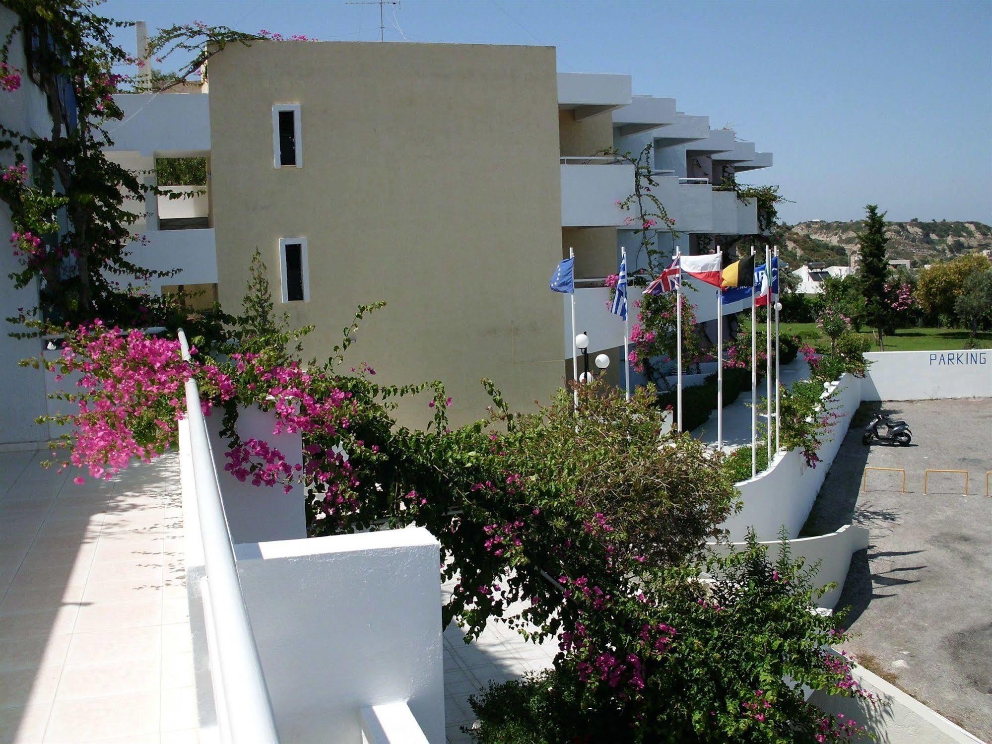 Iris Hotel Afantou Buitenkant foto