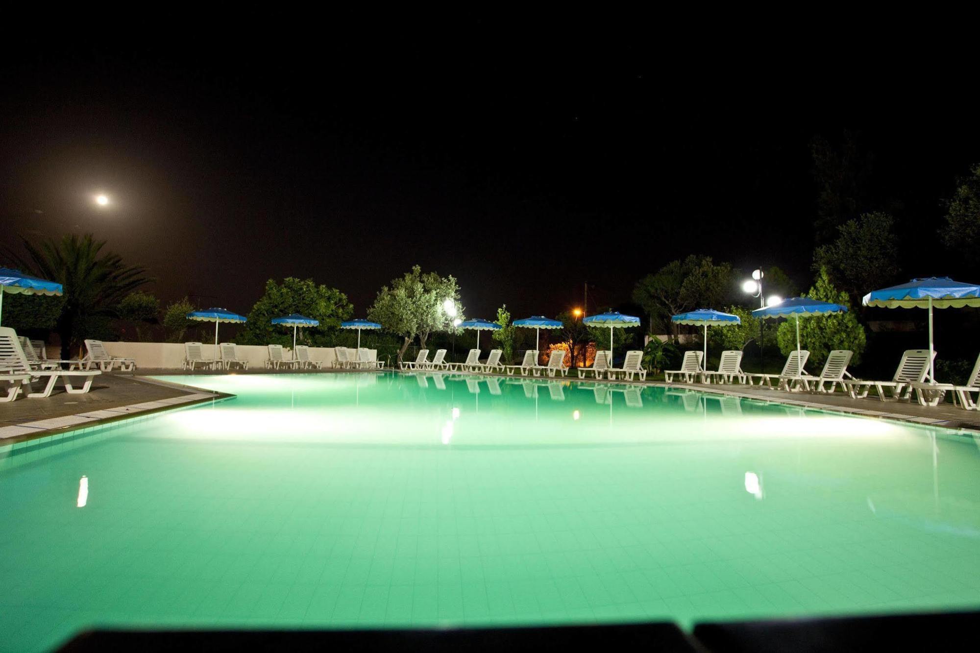 Iris Hotel Afantou Buitenkant foto
