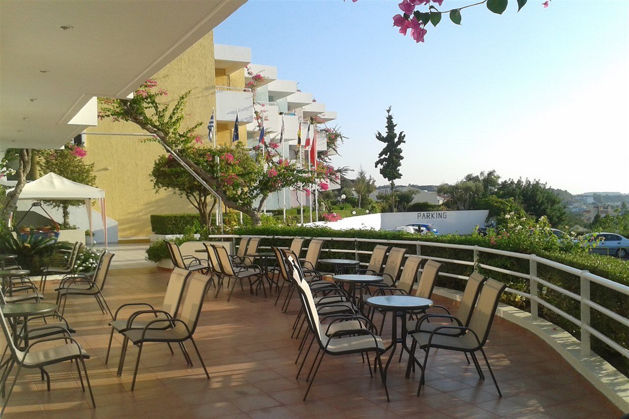 Iris Hotel Afantou Buitenkant foto